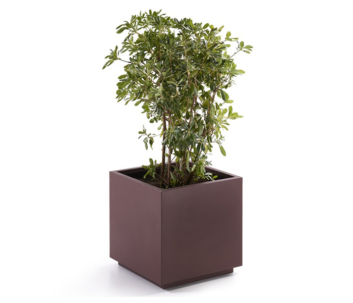 Jardiniera metalica de exterior